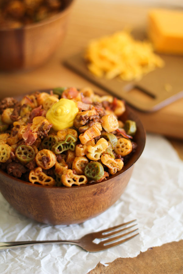 Bacon Cheeseburger Pasta | WorldofPastabilities.com