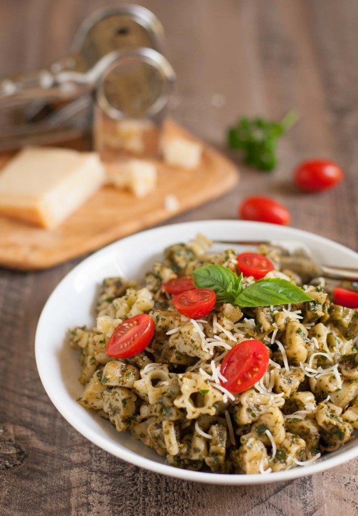 Everyday Basil Parsley Pesto | WorldofPastabilities.com