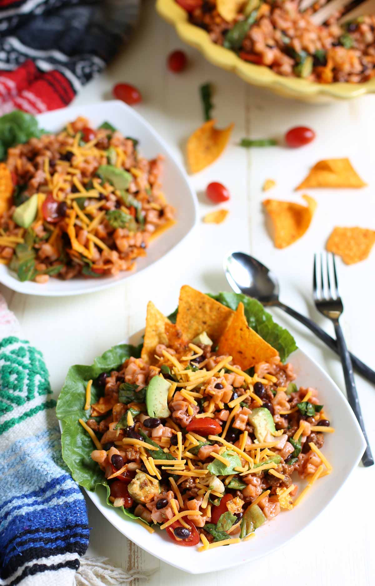 Mexican Chef Pasta Salad | Cha Cha Cha! Easy delish combo of sweet and tangy dressing with seasoned taco meat and fresh tomatoes, avocados and pasta. Add Doritos or corn chips - and the entire family goes crazy! A one pot yummy meal. Perfect for summer or beachside! | WorldofPastabilities.com