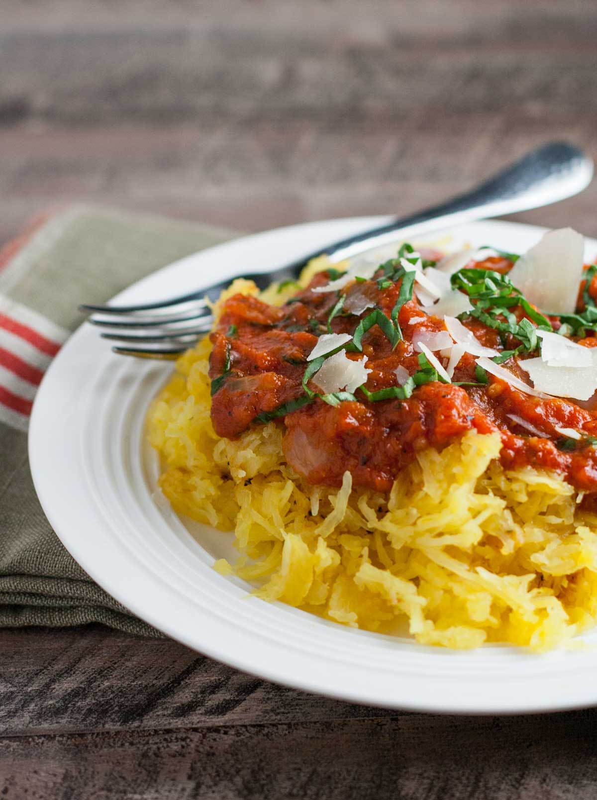 Roasted Spaghetti Squash | WorldofPastabilities.com | Easy to roast and delicious in flavor - healthy and tastes like pasta!