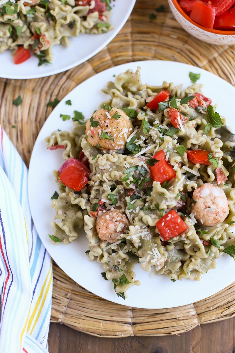 Spinach Basil Garlic Pasta Light Creamy Seafood | Simple and Delicious recipe with lots of flavor and great texture | World of Pastabilities