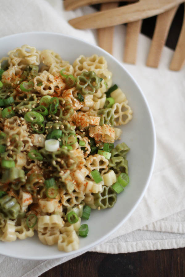 Sweet and Spicy Sesame Noodles | WorldofPastabilities.com