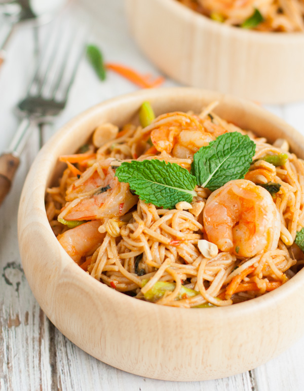 Thai Shrimp Scampi | WorldofPastabilities.com