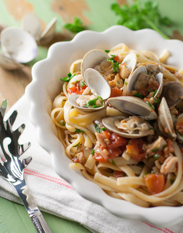 Tuscan Style Clam Sauce | WorldofPastabilities.com