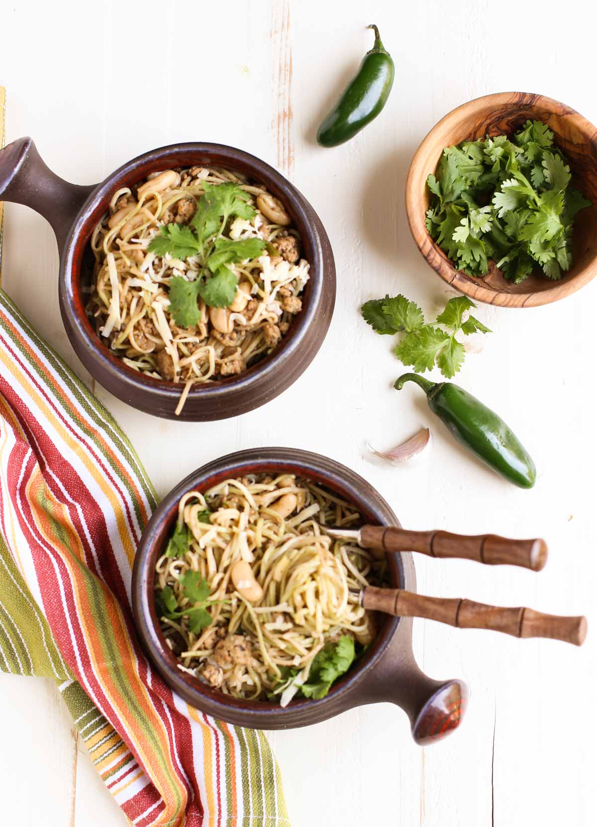 Hearty and subtle pasta dish blending flavors of a chili and spaghetti! Delish! Beans, ground chicken, and lots of spices with Angel Hair Pasta - yum! | WorldofPastabilities.com